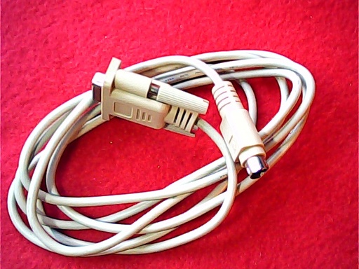 [VA-006299] Cable Sub-D9 Female <=> Mini DIN-6 Male 1.9M