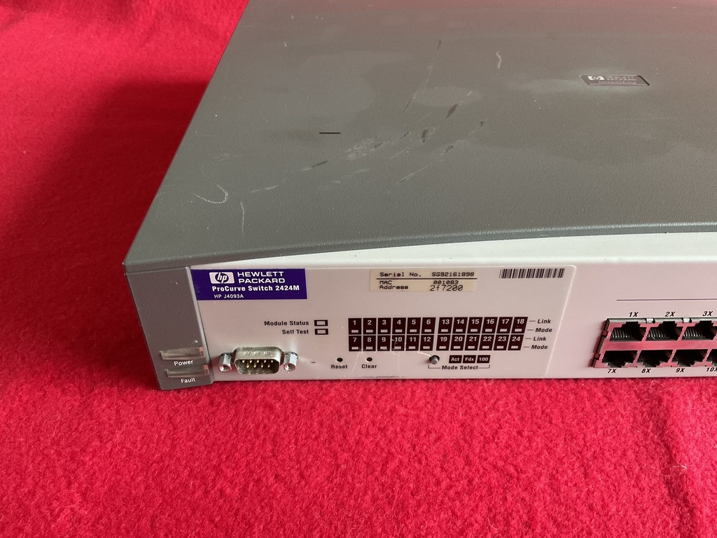 HP Procurve 2424M