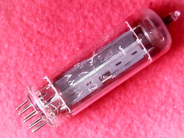 PY82 Valvo