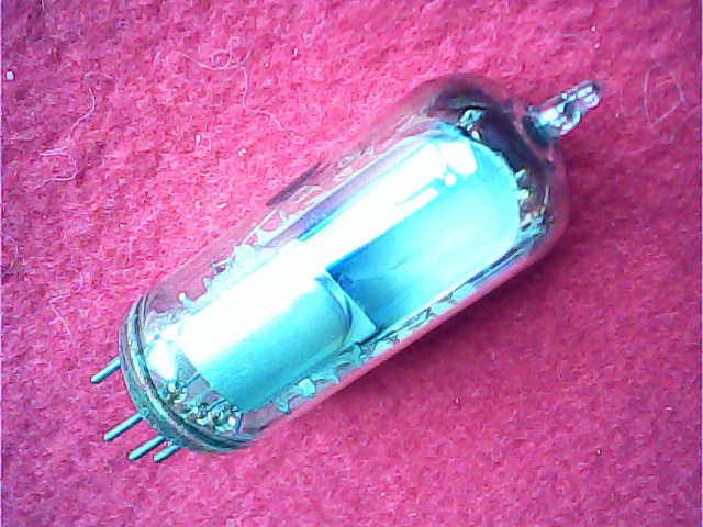 EM80 Philips