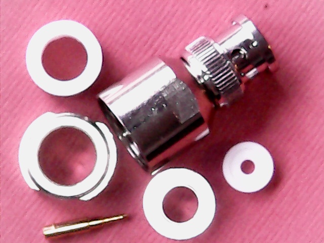 Connector BNC Male RG213 Sold.