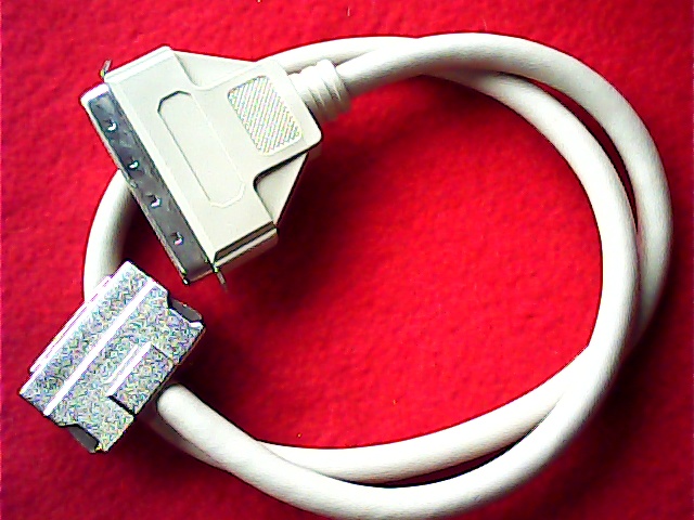Cable SCSI Centronics 50 Male <=> Half-Pitch Centronics 50 Male 1M