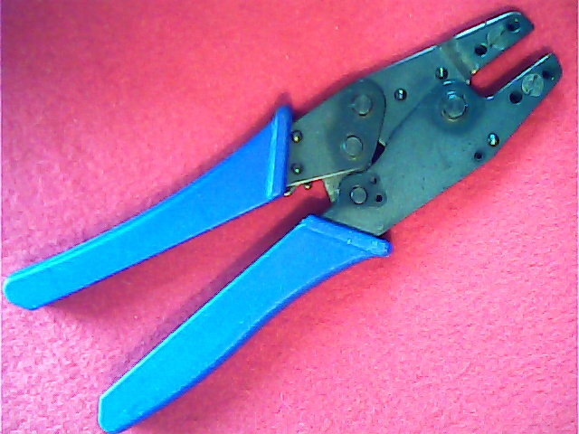Crimping tool empty