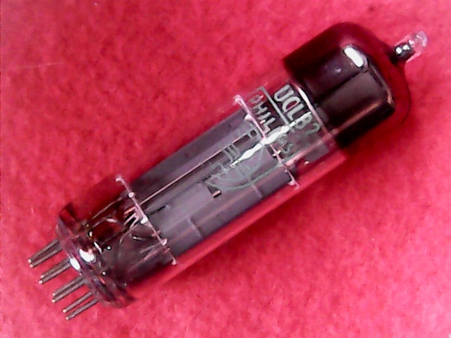 UCL82 Philips