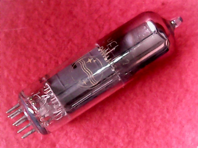 UCL82 Philips