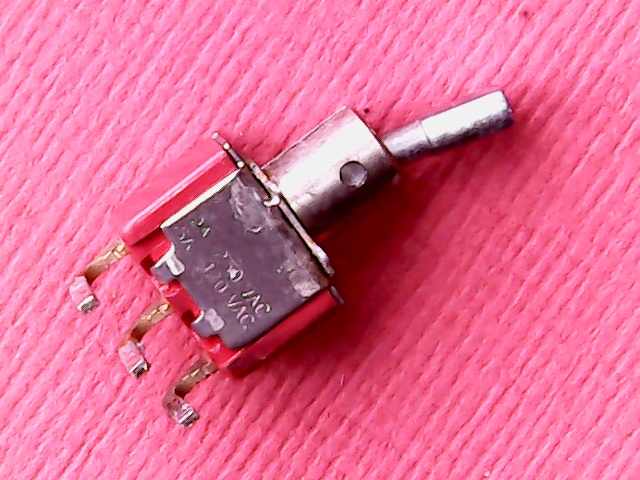 Toggle Switch C&K 7101 (used) On-On SPDT