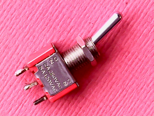Toggle Switch C&K 7101 (used) On-On SPDT