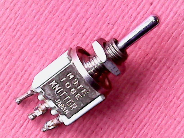 [VSS-007469] Toggle Switch Knitter MSTE106E (used) On-Off-On SPDT