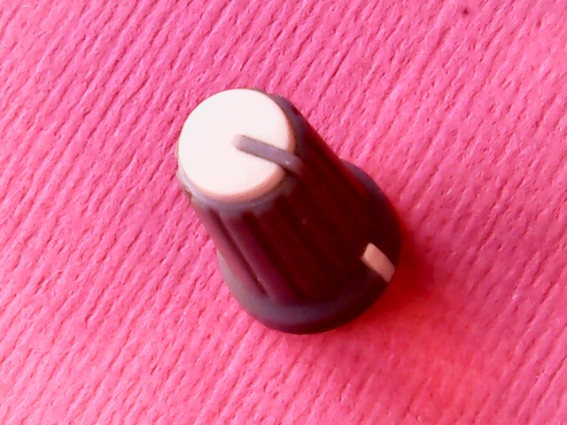 Knob Yamaha White 6mm D-shape