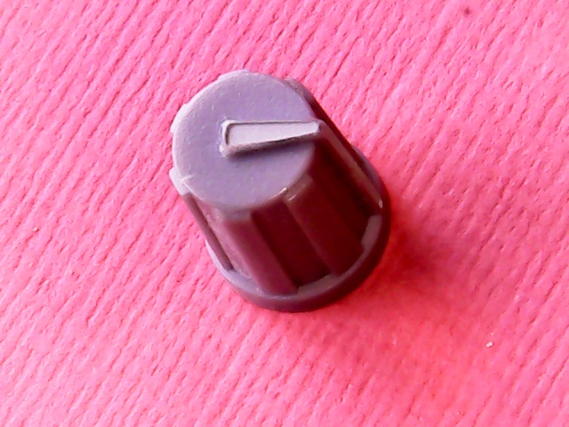 Knob Yamaha Gray 6mm Knurled Shaft