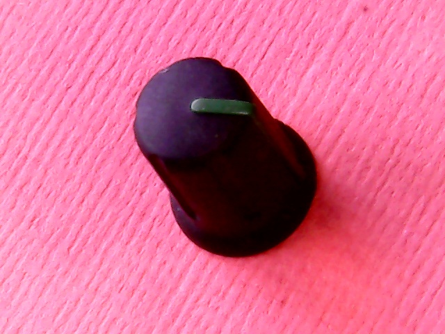 Knob Yamaha Black 6mm Knurled Shaft