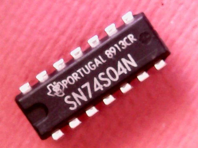7404 [SN74S04N]