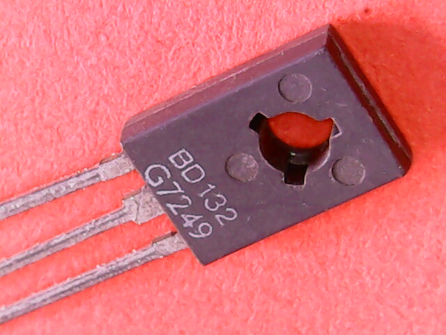 BD132