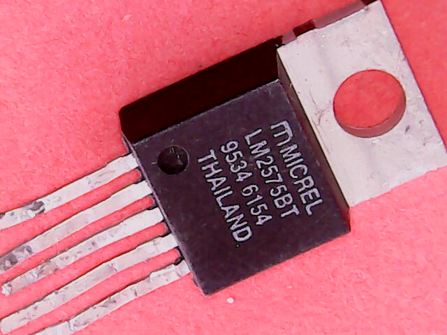 [VHR-002846] LM2575BT(Used)