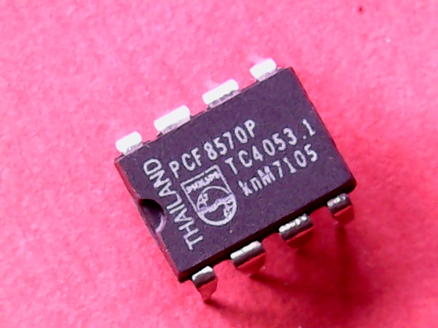 [VHI-003390] PCF8570P