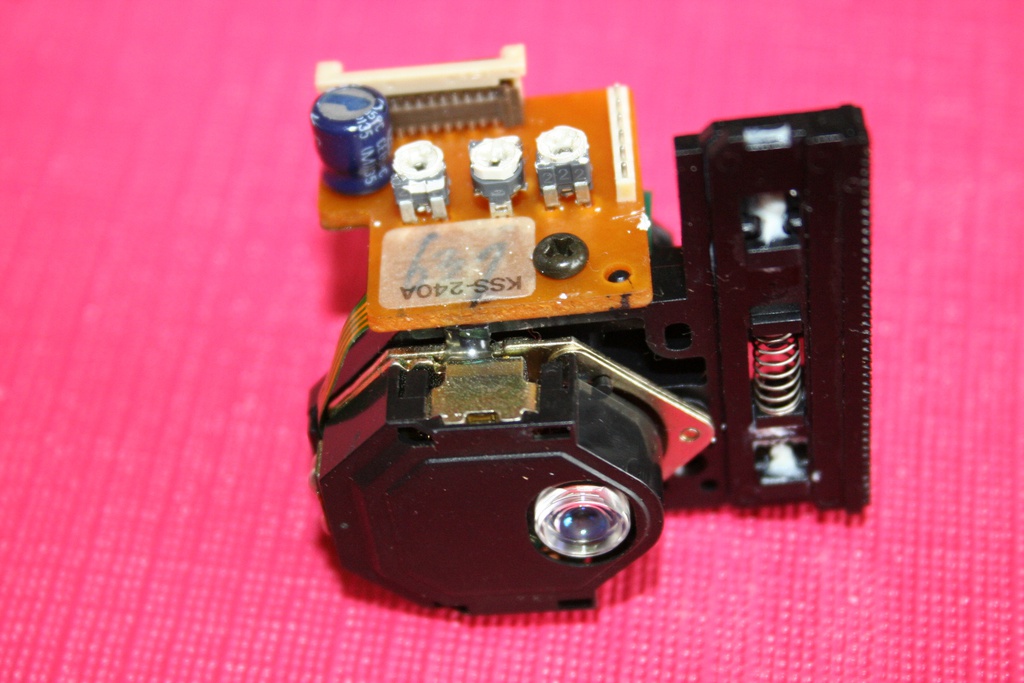 [VSA-004064] Sony KSS-240A(Used)