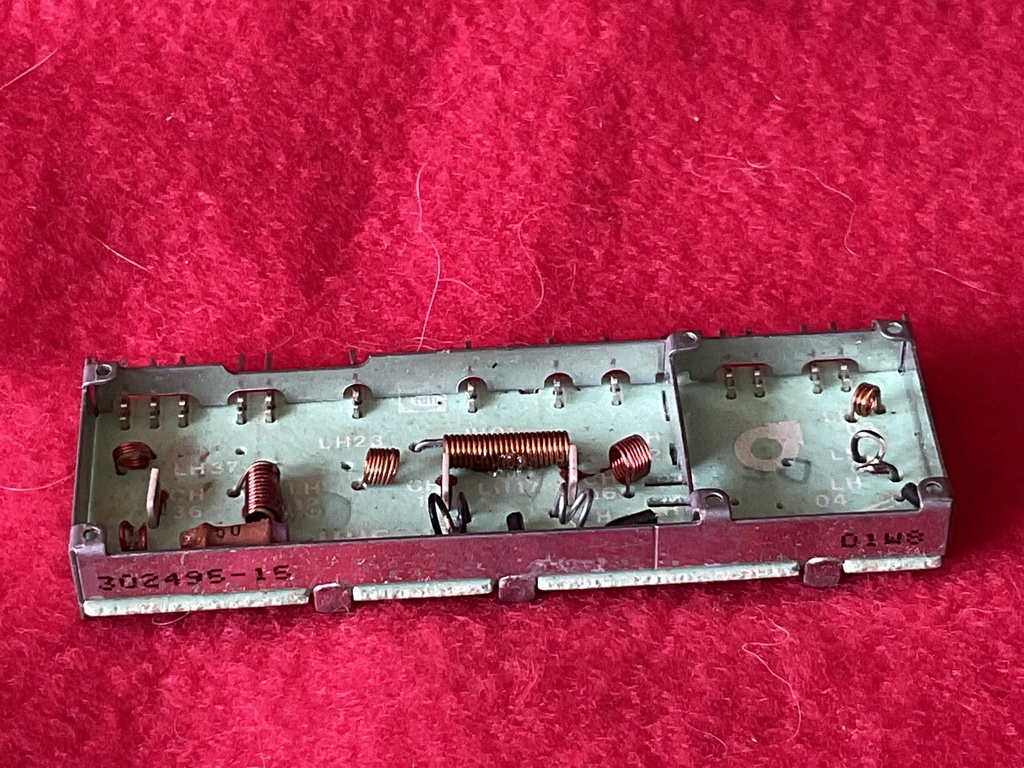 [VSA-004991] UHF 4110 (used)