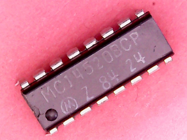 [VHI-000782] 4520 [MC14520BCP]