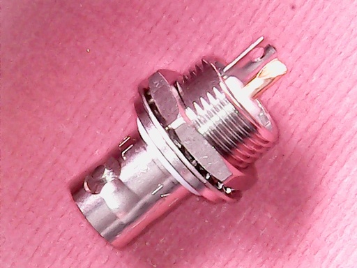 [VA-006101] Connector BNC Female chassis isolated