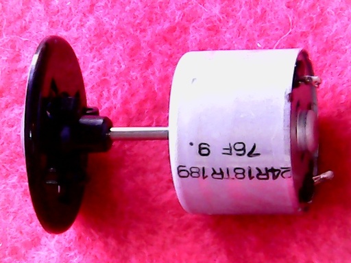 [VSM-008177] Motor 24P18TR189 Axle 2x18 + Spindle (used)