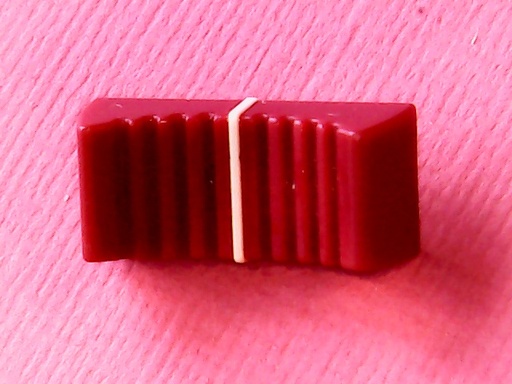 [VSK-008398] Knob Yamaha Fader Red 4mm